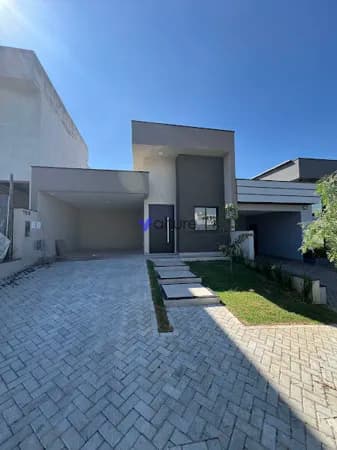 Casa de Condomínio em Monte Mor - Centro
