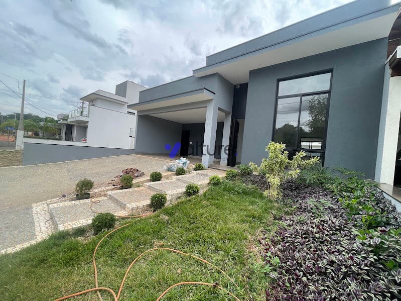 Casa de Condomínio em Paulínia - Cascata