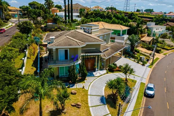 Casa com 4 Suites Alto Padrão
