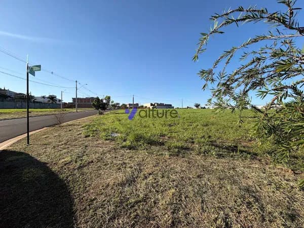 Lote/Terreno em Paulínia - São Domingos