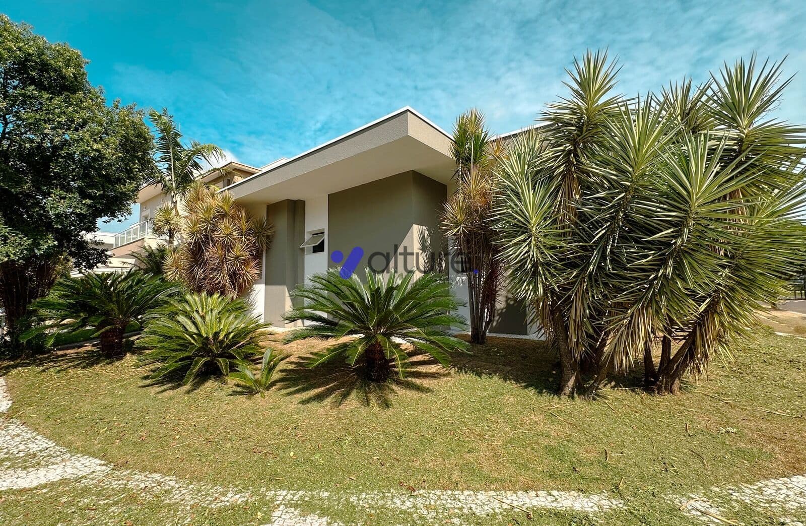 Casa de Condomínio em Paulínia - Jardim de Itapoan