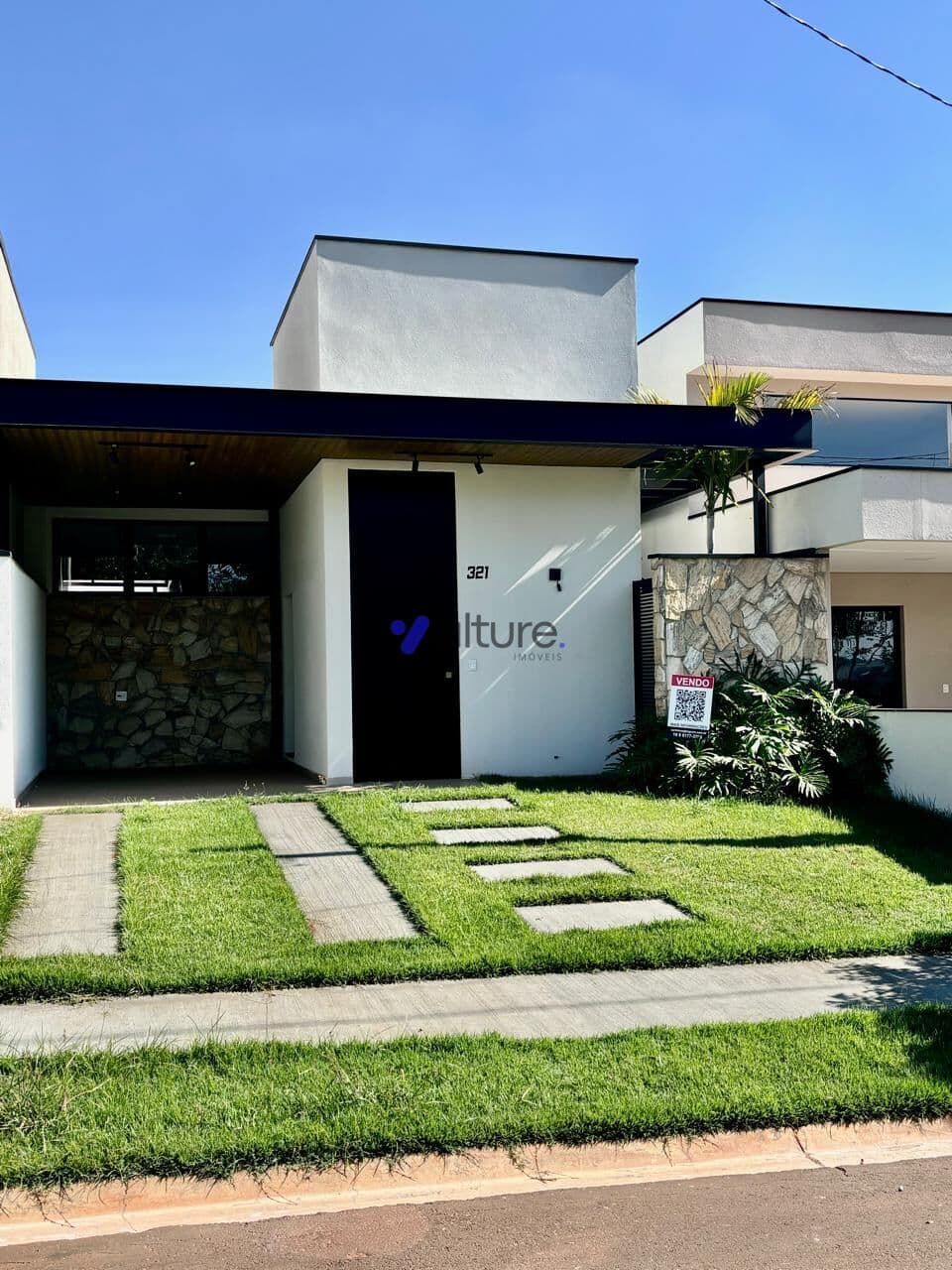 Casa de Condomínio em Paulínia - Vila Monte Alegre