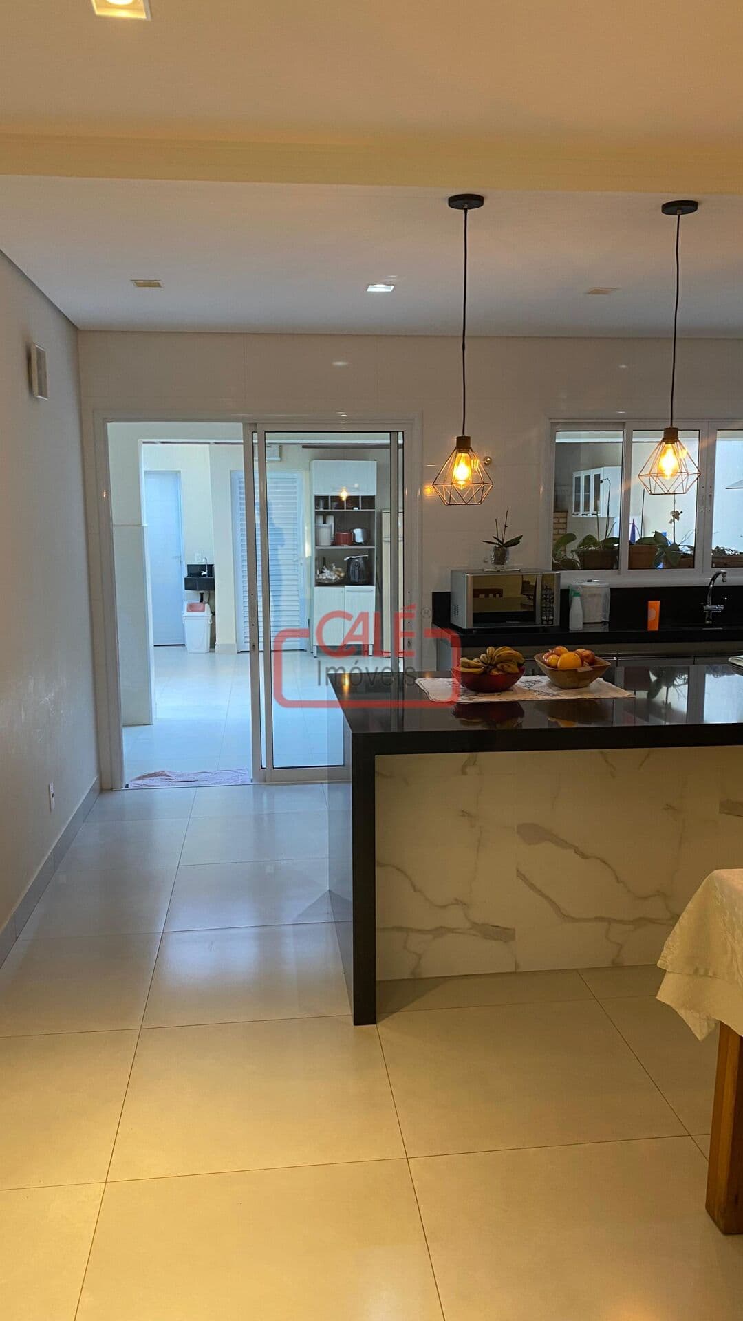 Exclusividade e Sofisticação no Jardim Esplanada em Indaiatuba: Sobrado com 2 Suítes e Lazer Privativo