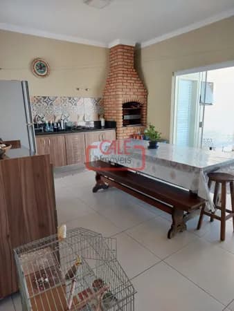 Casa Térrea 4 Suítes e Piscina no Sol D'Icarai Salto
