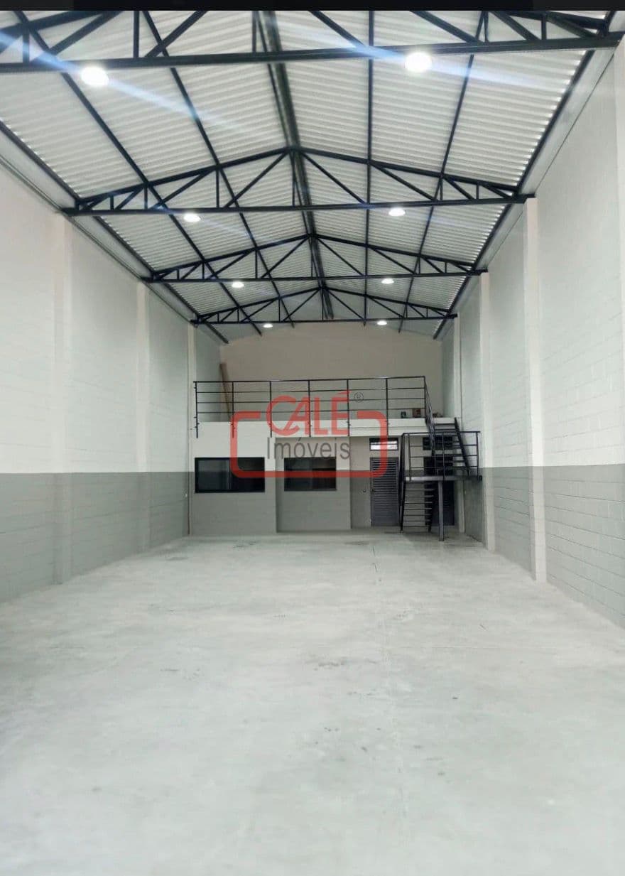 Prédio Comercial Amplo e Estratégico no Vila Martins Salto