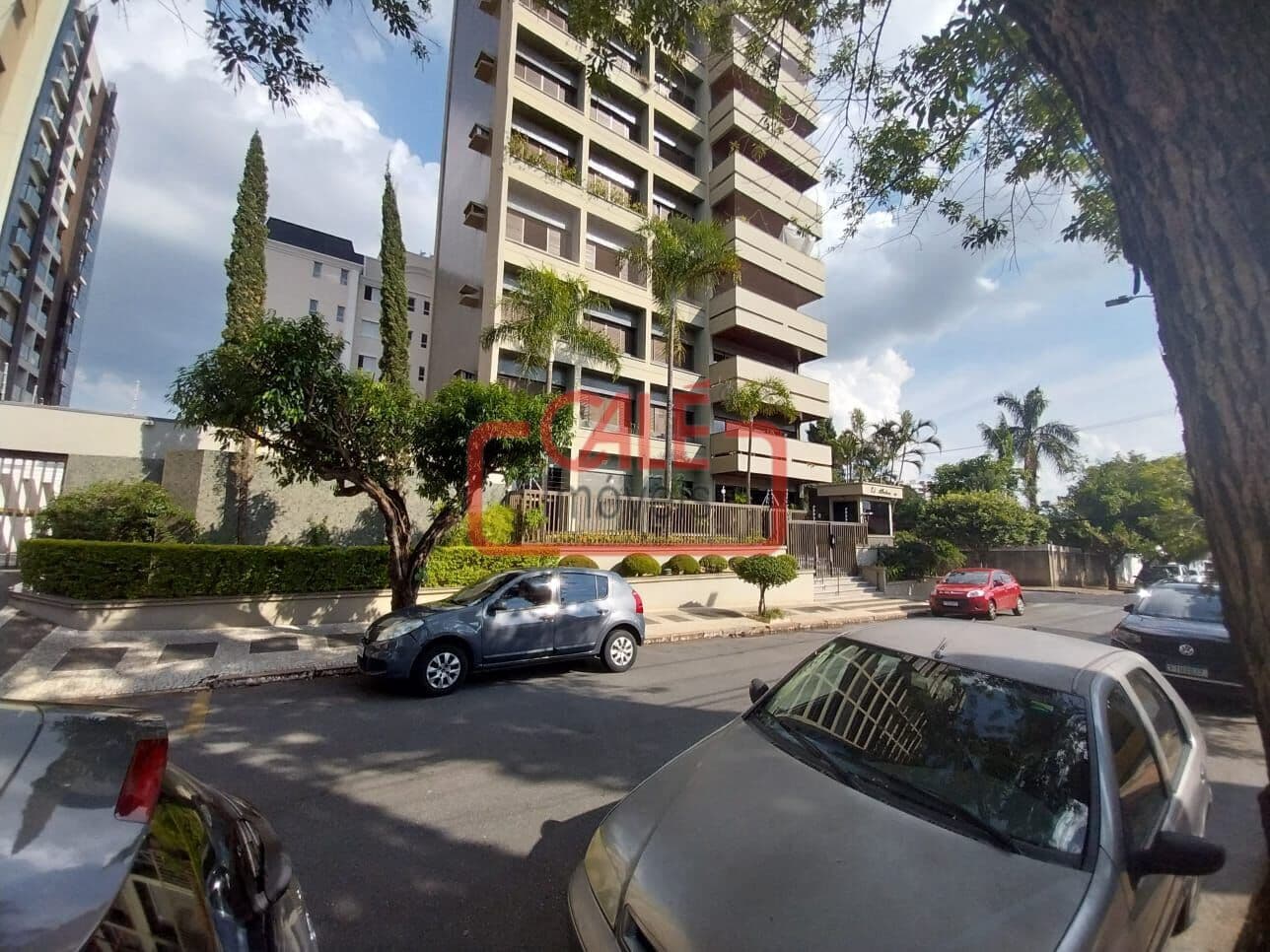 Apartamento Alto Padrão no Centro de Indaiatuba | 188m², 3 Dorms (1 Suíte com Hidro) e 3 Vagas