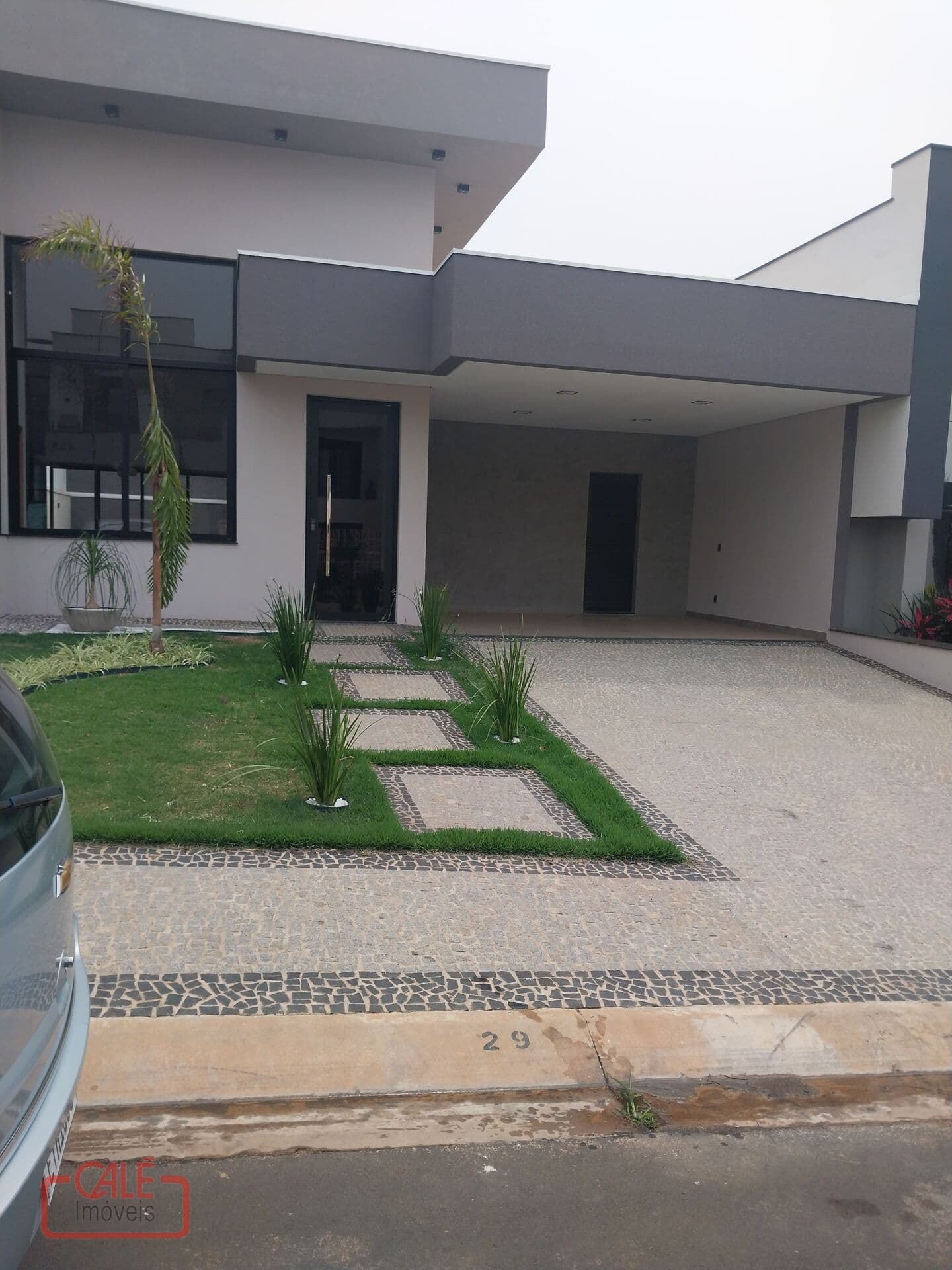 Elegante Casa Térrea à venda no Residencial Maria José - Indaiatuba/SP