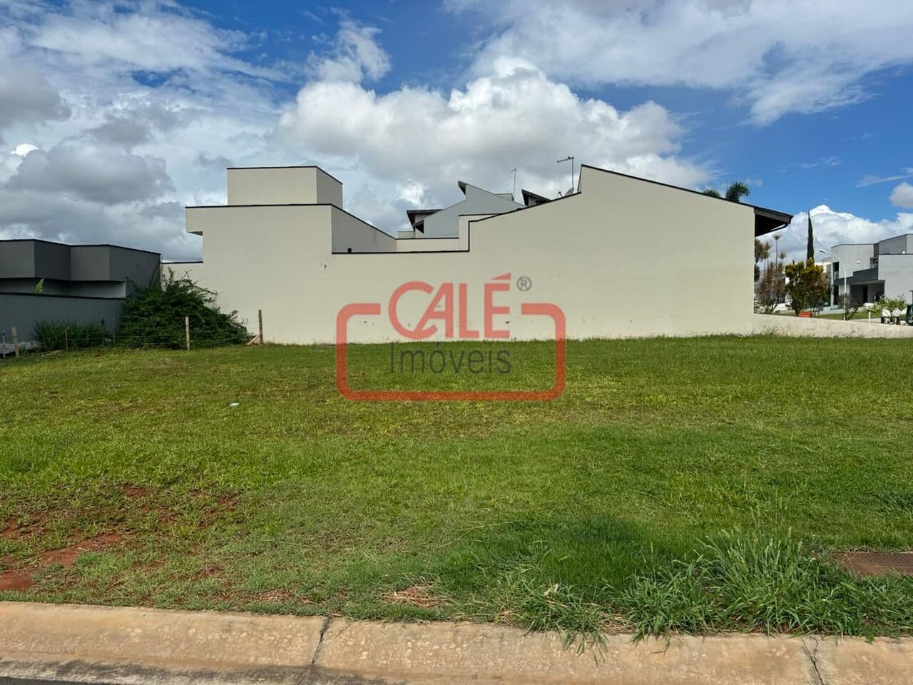 Terreno 360m² Condomínio Donna Lucilla Indaiatuba