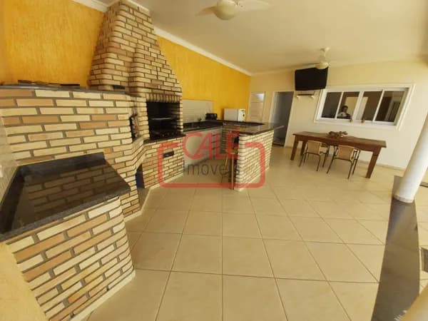 Casa 4 Suítes Lazer e Piscina Indaiatuba