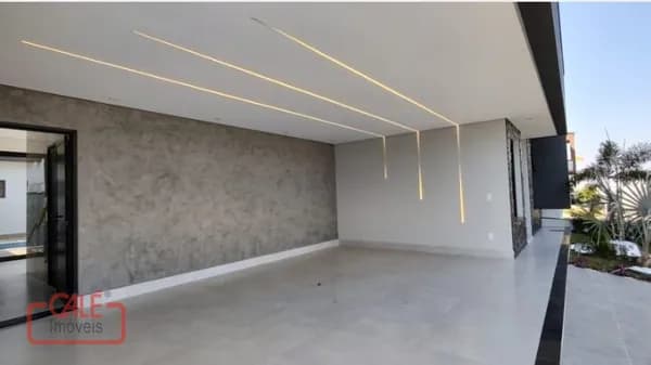 Venda de Casa Térrea no Condomínio Residencial Dona Maria José