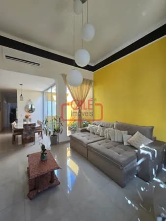 Casa Assobradada à Venda no Jardim Europa II, Indaiatuba/SP - 3 Dorms (Suíte), Edícula e 4 Vagas