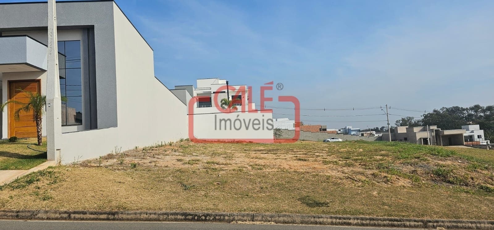 Terreno Plano à Venda no Condomínio Milano, Indaiatuba/SP - 300m² Pronto para Construir