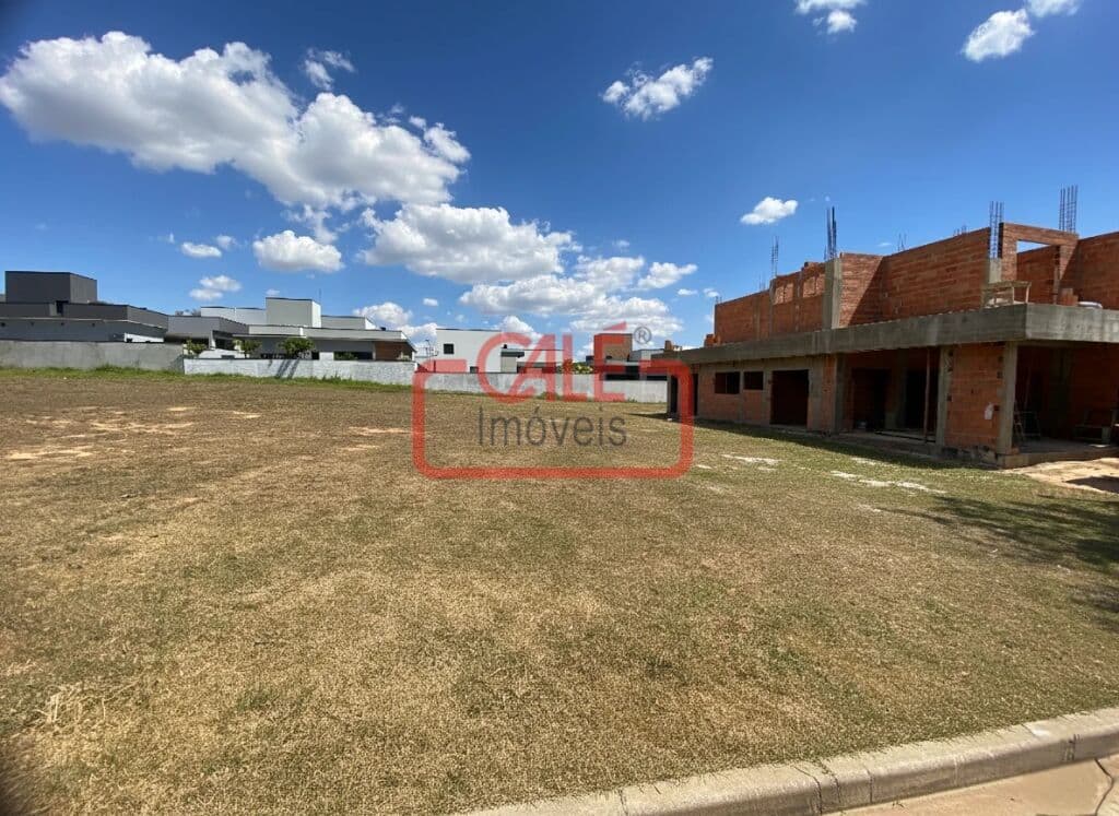 Terreno Plano à Venda no Condomínio Portal dos Bandeirantes – Salto/SP | 464m²