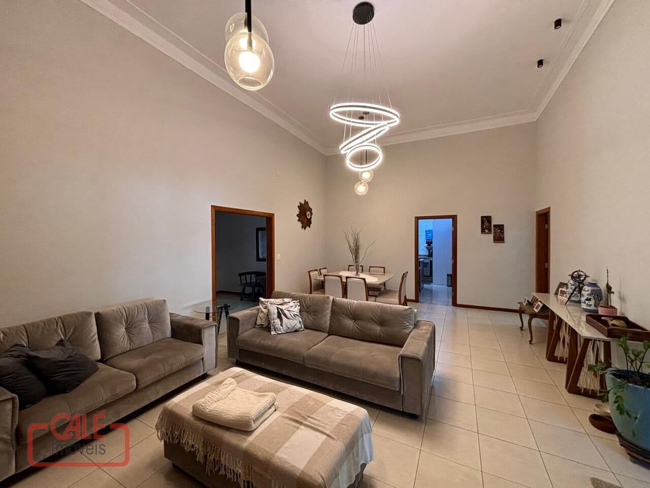 Casa térrea no Condomínio Santa Clara