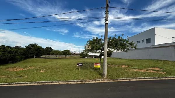 Terreno no condomínio Moínho Novo, em Tietê/SP !