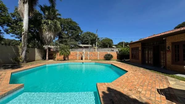 Um verdadeiro refúgio para desfrutar com a família e amigos no Condomínio Água Santa - Tietê/ SP