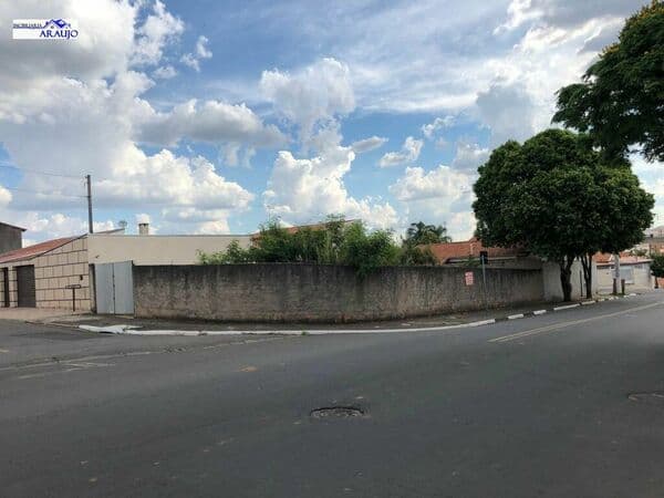 Terreno para Venda em Jardim Adelaide Hortolândia-SP