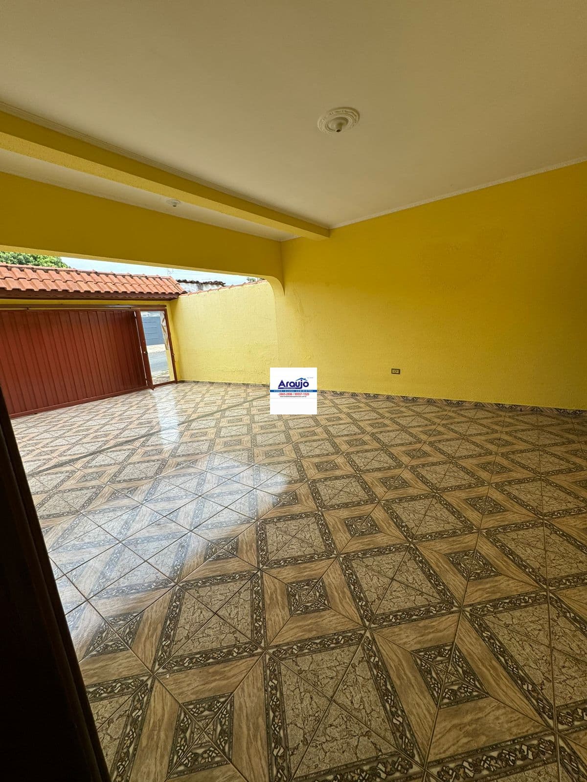 Casa Residencial/ Comercial a Venda