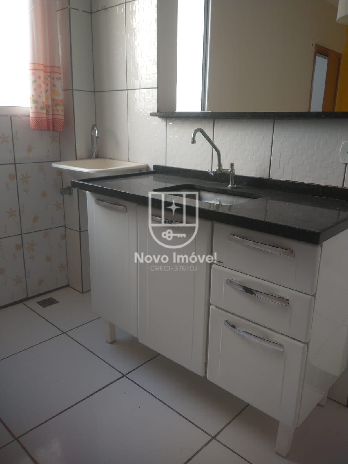 Apartamento em Pindamonhangaba - Crispim