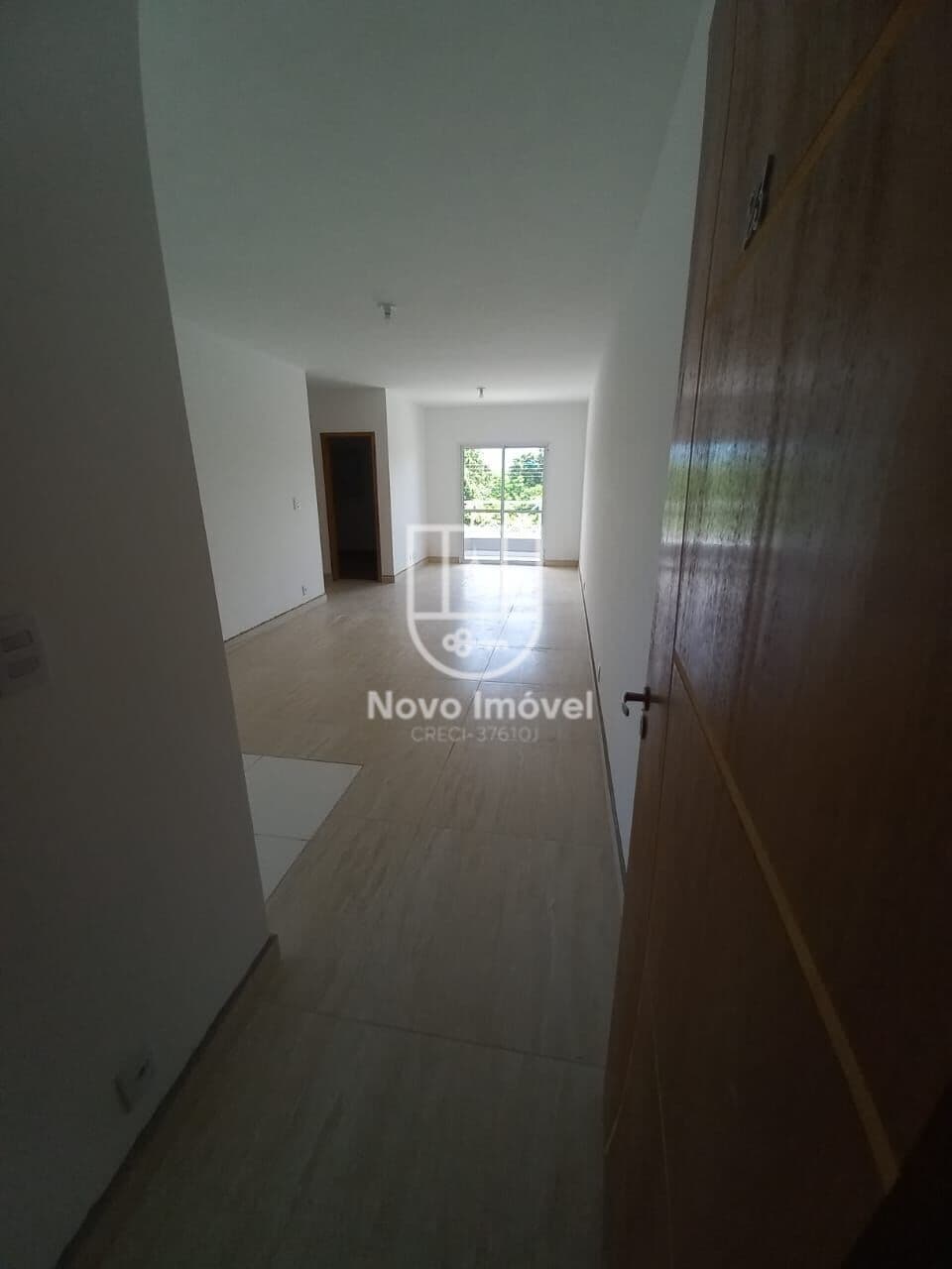Apartamento em Pindamonhangaba - Crispim