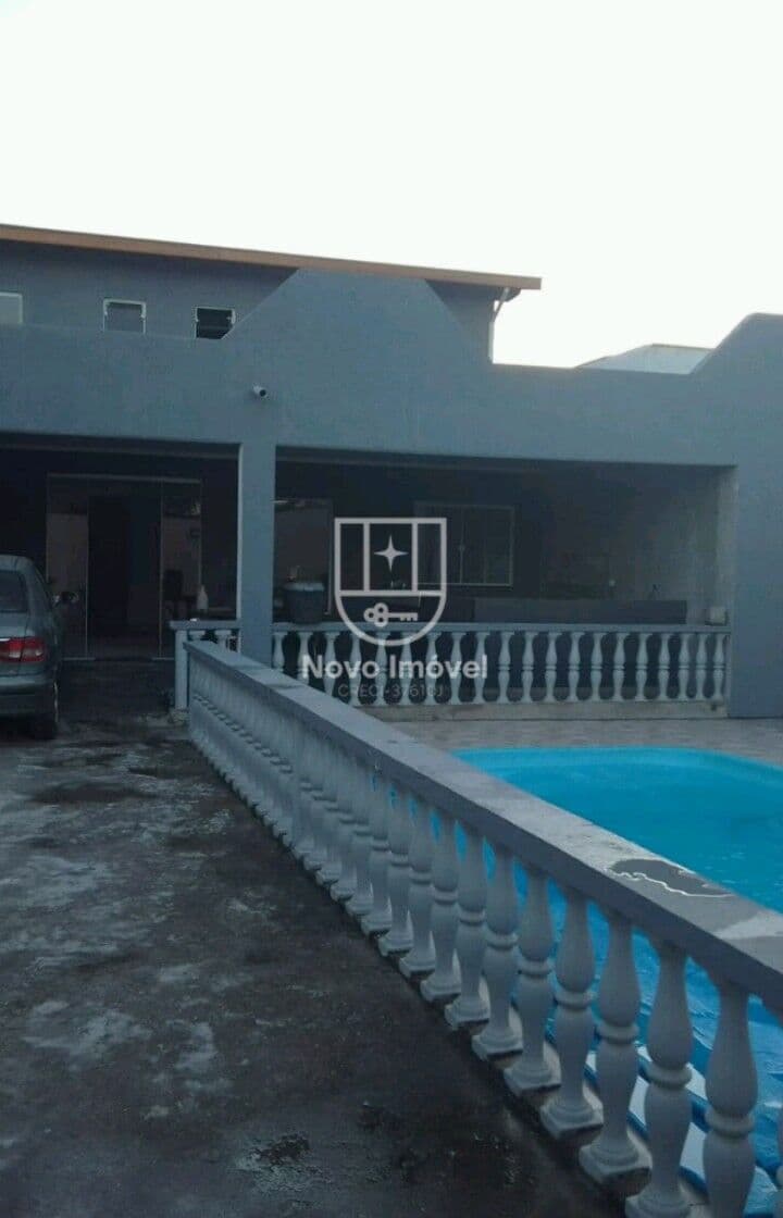 Sobrado em Tremembé - Loteamento Jardim Alberto Ronconi