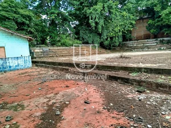Lote/Terreno em Taubaté - Vila São José