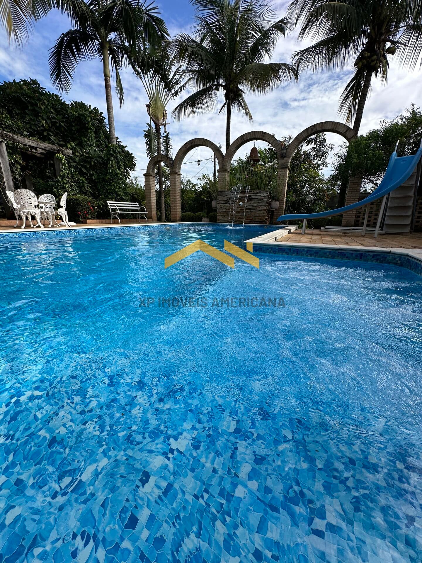 Fazenda/Sítios/Chácaras em Americana - Praia dos Namorados