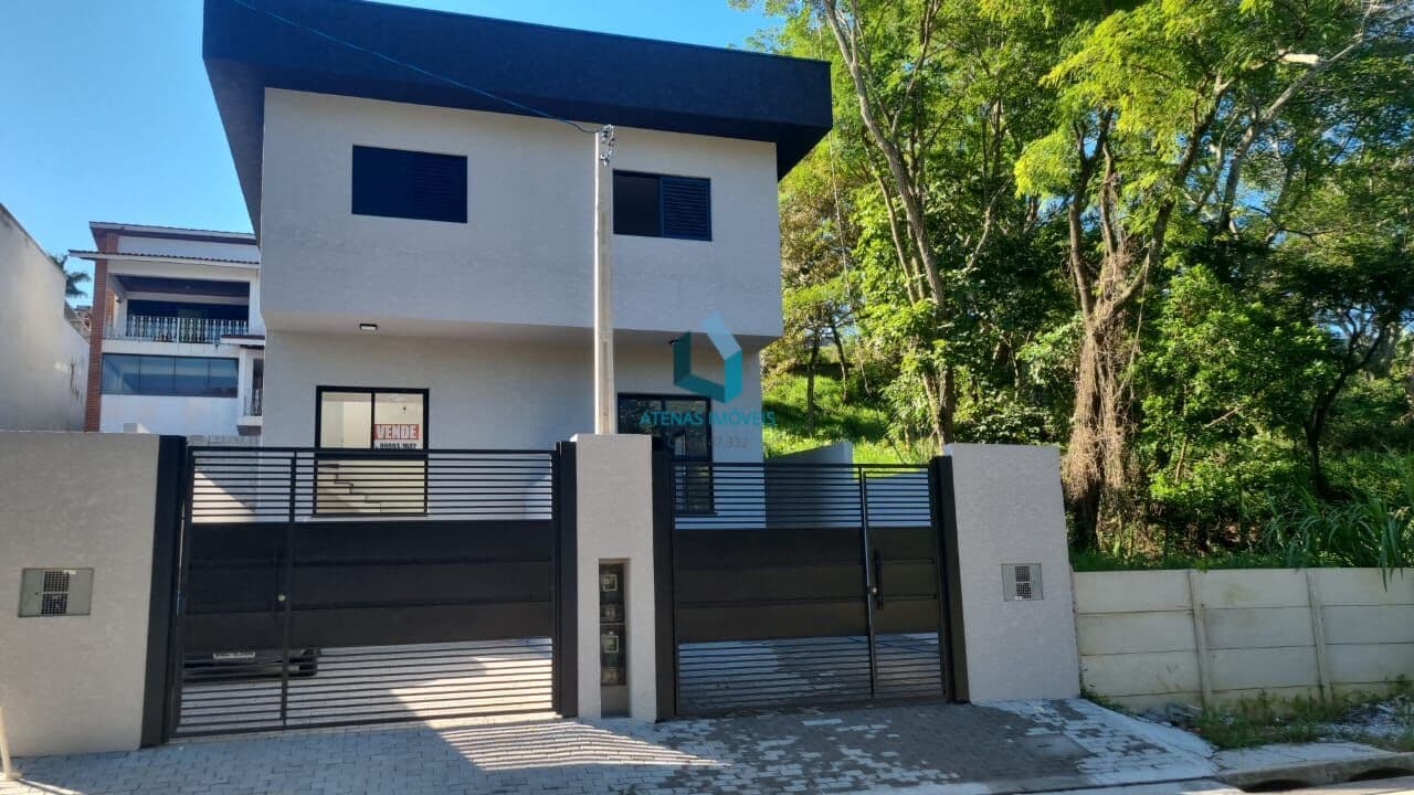 Sobrado em Atibaia - Recreio Maristela