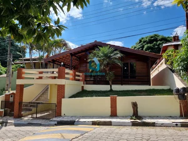 Casa de Condomínio em Atibaia - Condomínio Portal das Hortencias