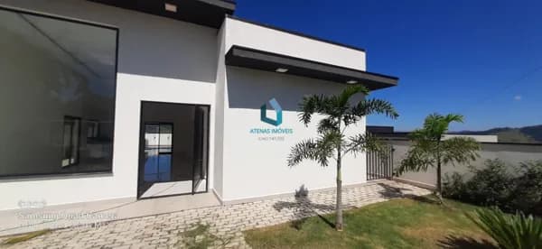 Venda - Casa em Condomínio em Perdões