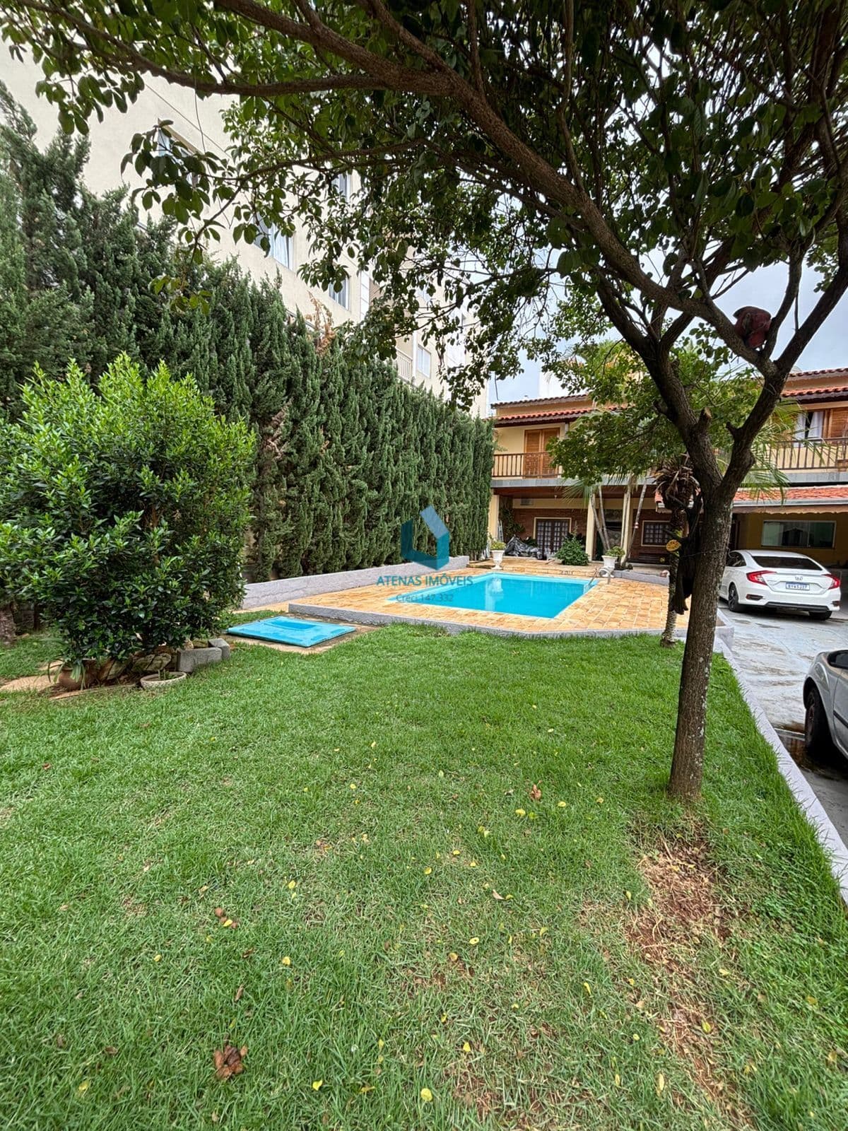 Casa Avenida Dona Gertrudes