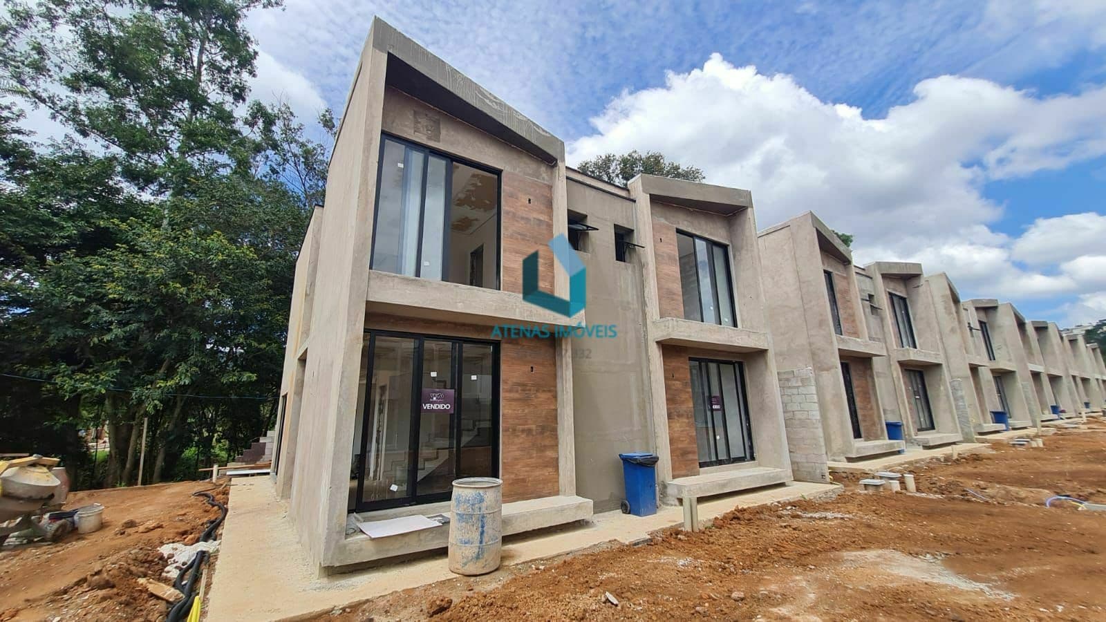Casa de Condomínio em Atibaia - Marmeleiro