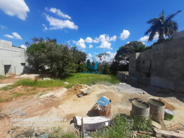 Lote/Terreno em Atibaia - Campos de Atibaia