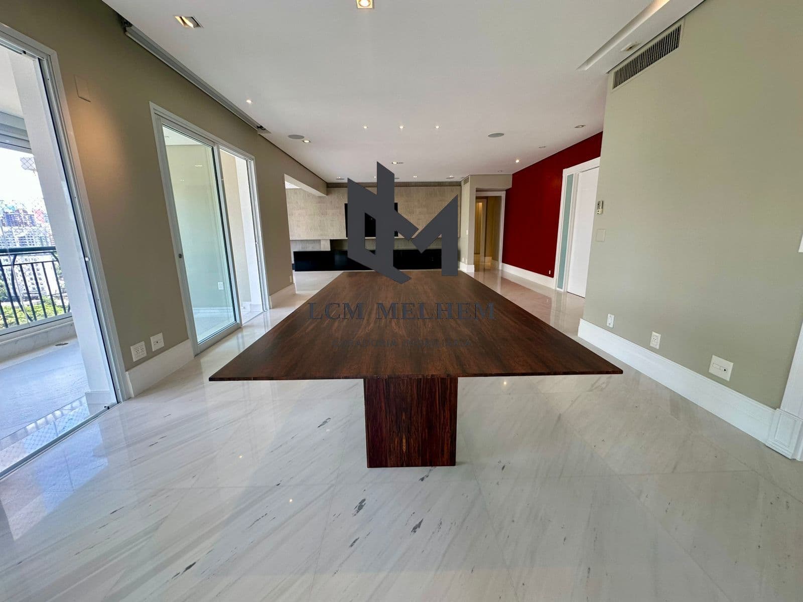 Apartamento para Locação no Paraíso – Ibirapuera - 306m², 3 Suítes, Lazer Completo