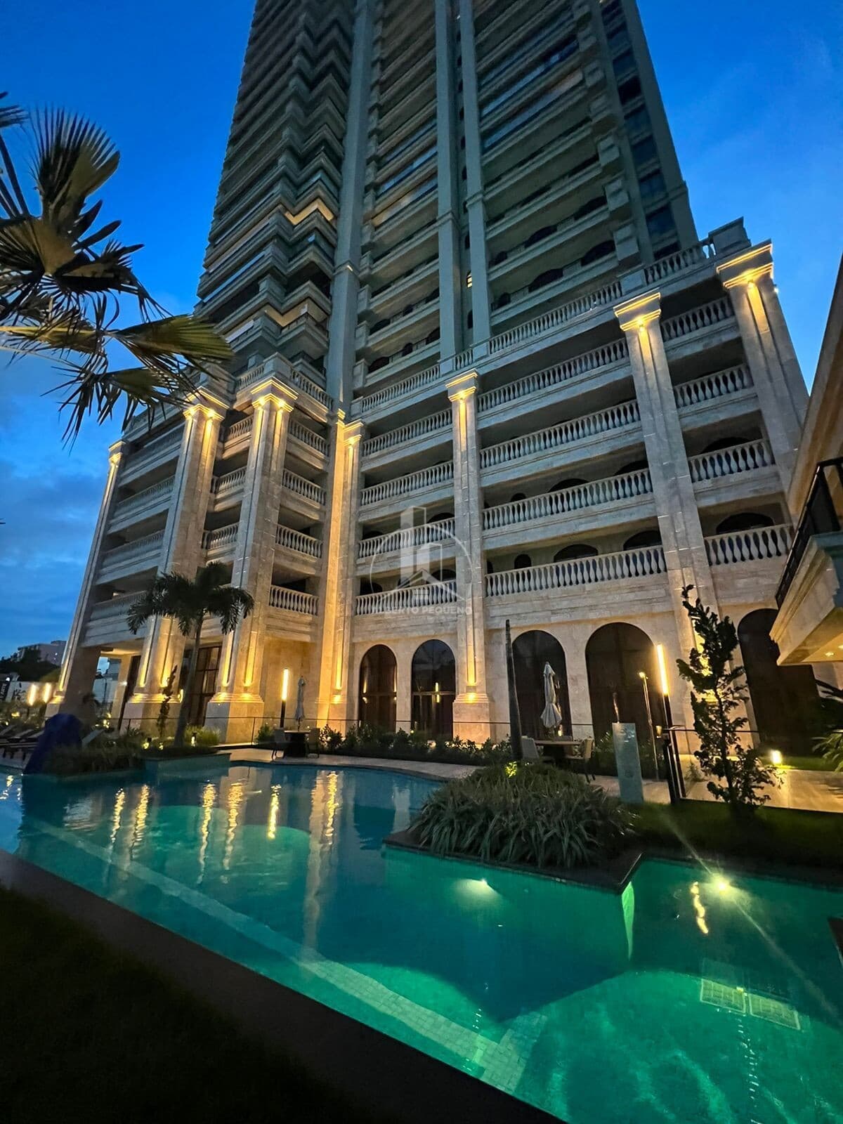 Apartamento Alto Luxo no Meireles
