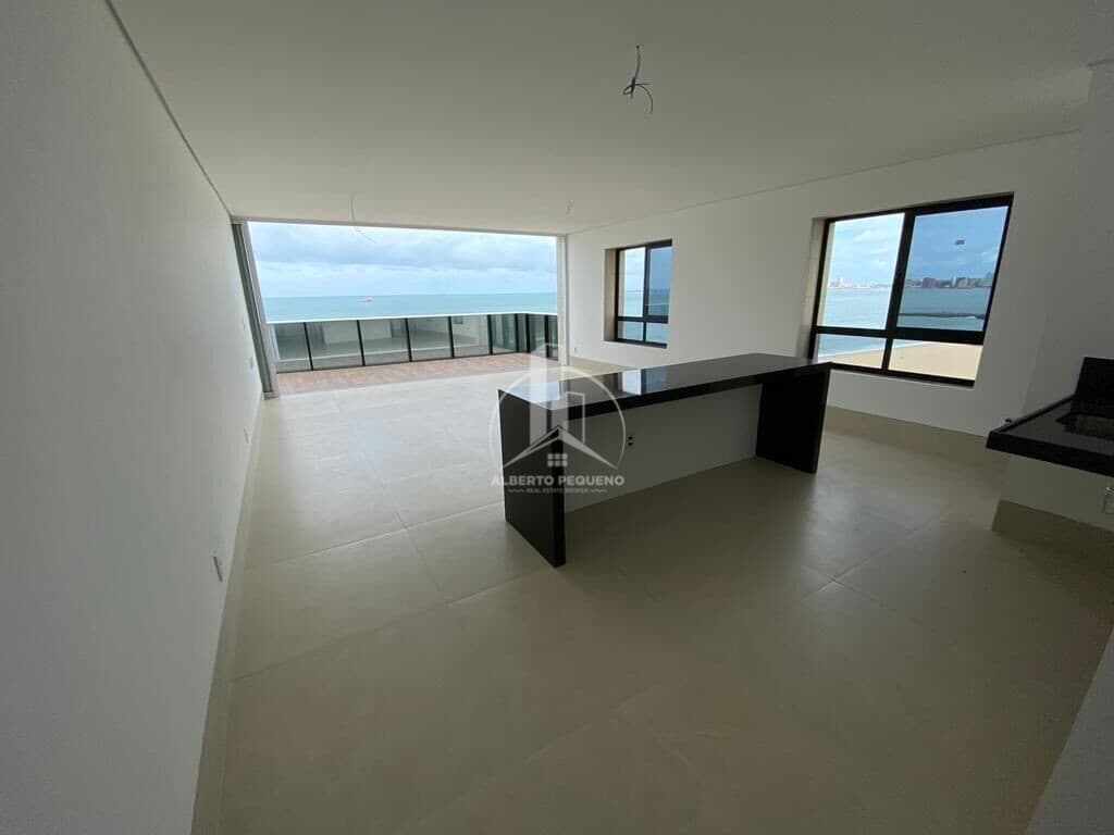 Cobertura Duplex na Av. Beira Mar