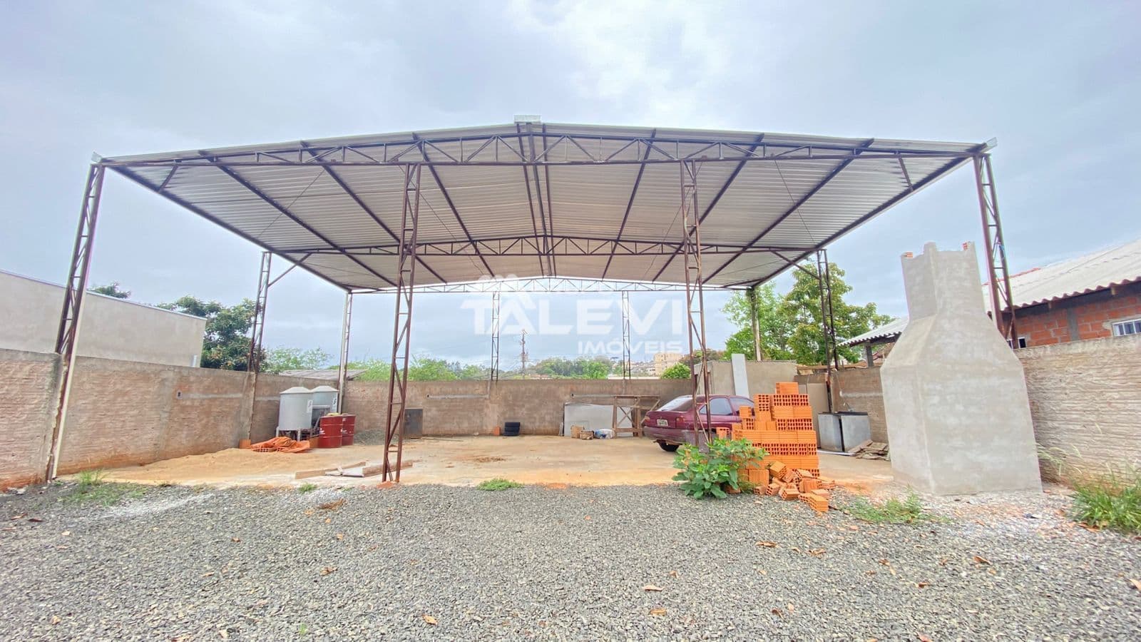 Barracão disponível para locação
