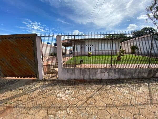 Casa em Telêmaco Borba - Alto das Oliveiras