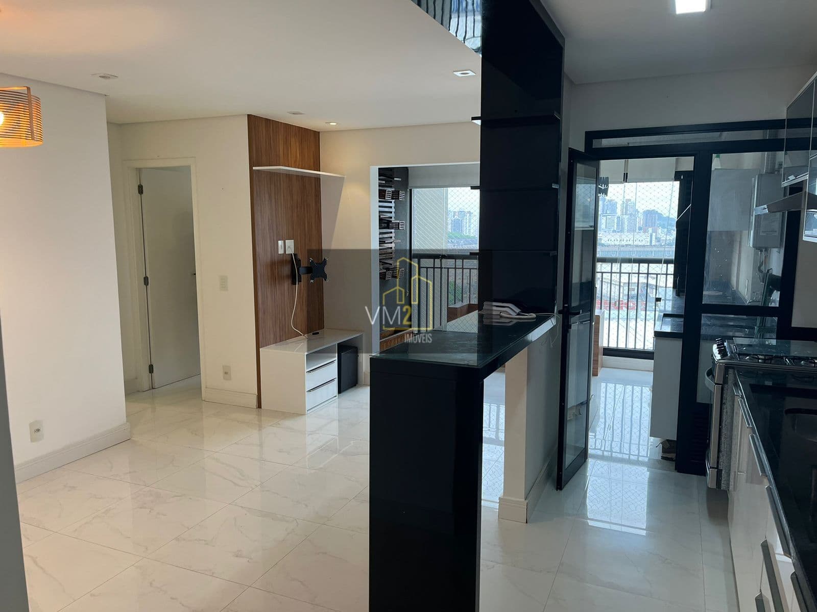 Apartamento 2 Dorm com suite e churrasqueira na sacada