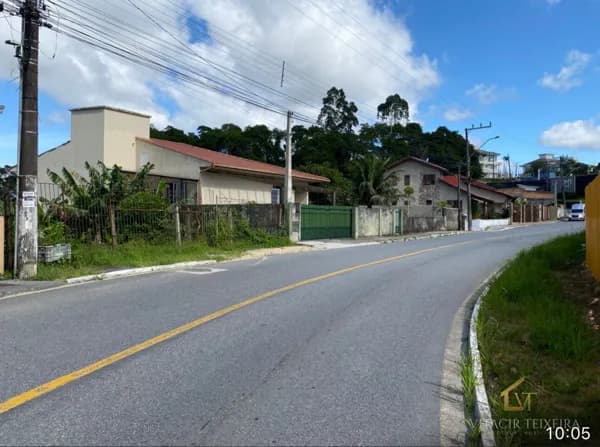 Terreno em São José/SC, Bairro Centro, com 390m2