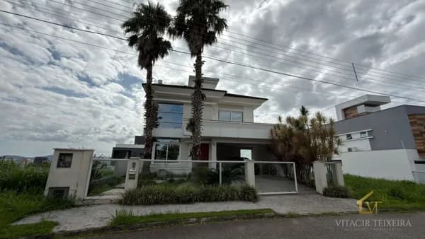 Casa em Palhoça - Pedra Branca