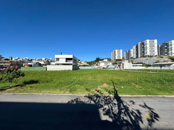 Lote/Terreno em Palhoça - Pedra Branca