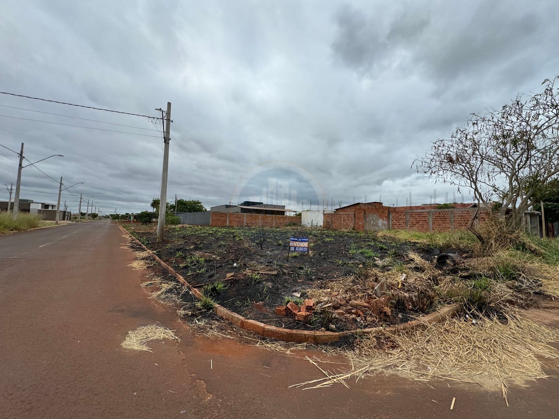 Lote/Terreno em Dourados - Esplanada