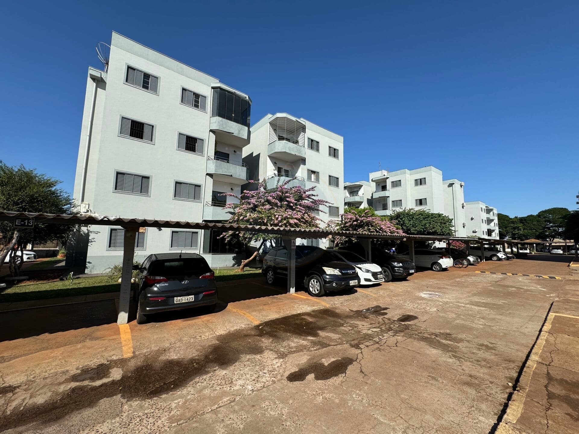 Apartamento em Centro, Dourados/MS