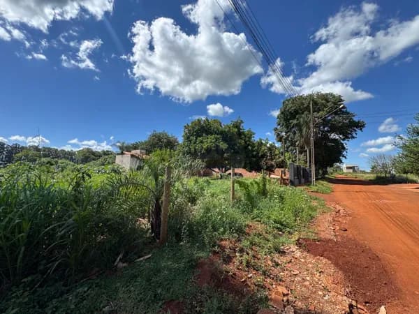 Terreno de esquina Parque Alvorada