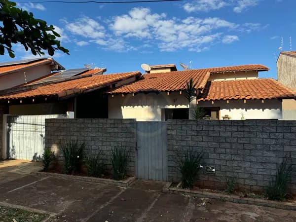 Casa em Dourados - Parque Alvorada