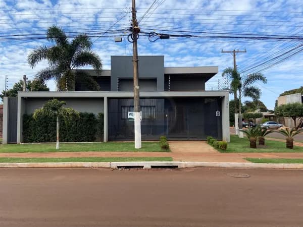Casa em Dourados - Jardim Maracanã