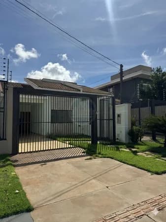 Casa em Dourados - Parque Alvorada
