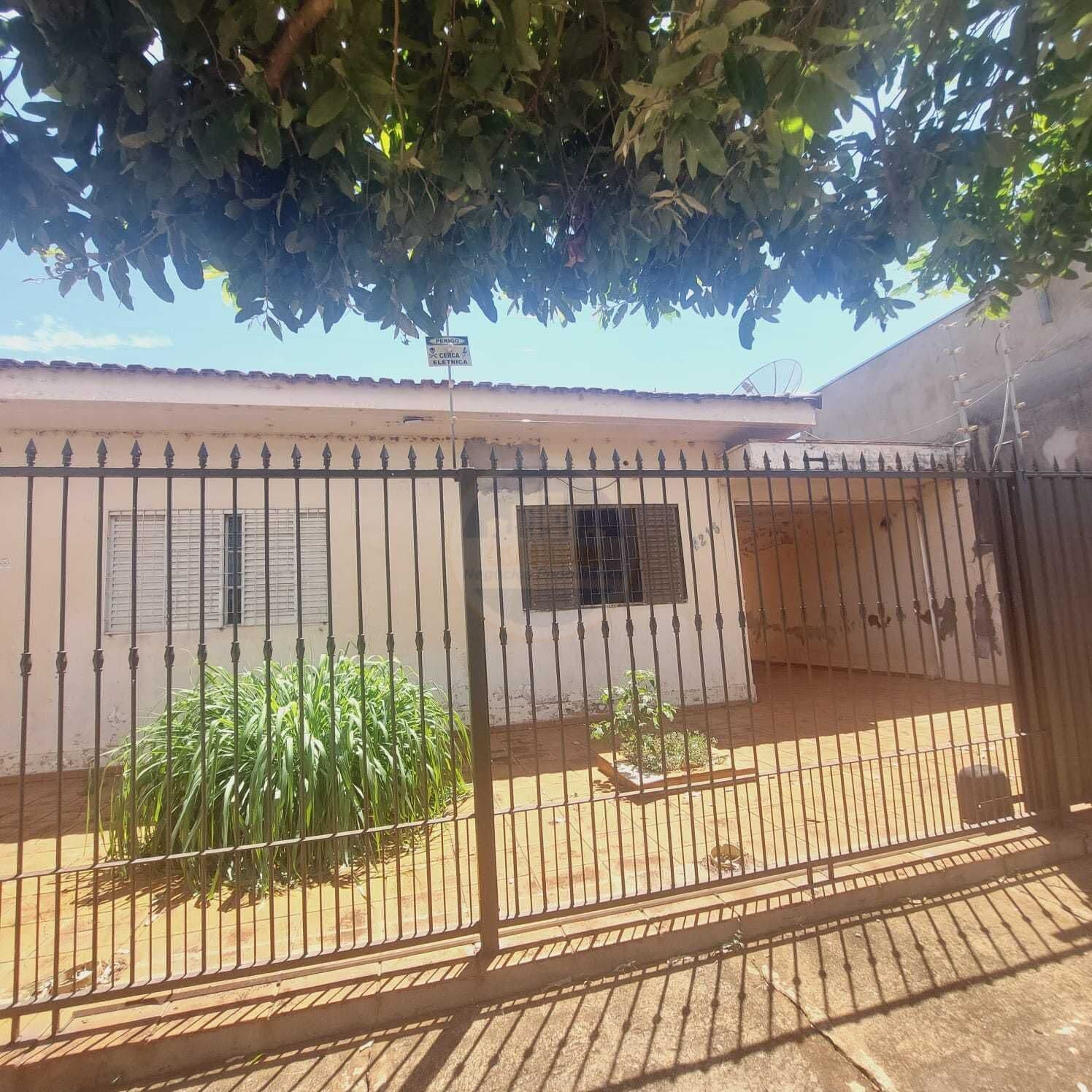 Casa em Dourados - Jardim Paulista