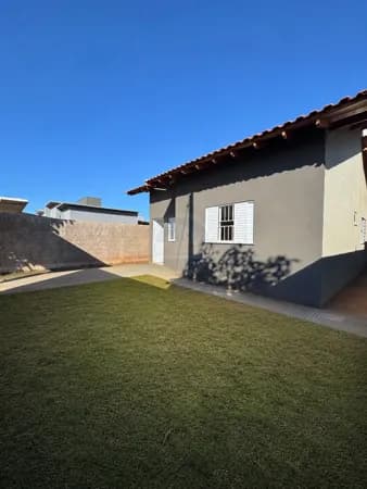 Casa em Dourados - Vival dos Ipês